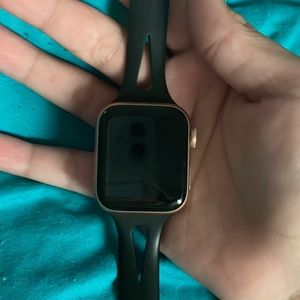 I'm selling a Apple Watch
